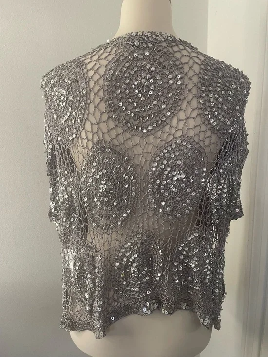 Silver Sequin Crochet Wrap - Picture 4 of 8
